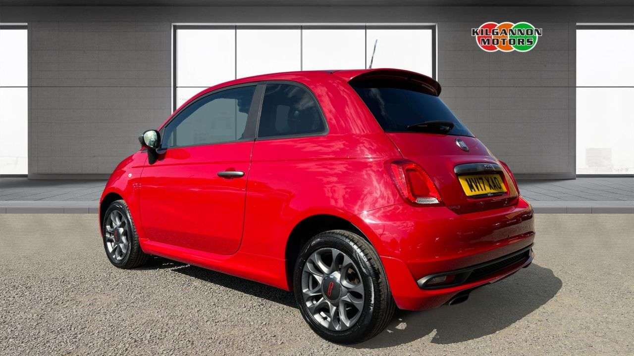A 2017 FIAT 500 1.2 S Hatchback 3dr Petrol Manual Euro 6 (s/s) (69 bhp) Alloy wheels - Blue A 2017 FIAT 500 1.2 S Hatchback 3dr Petrol Manual Euro 6 (s/s) (69 bhp) Alloy wheels - Blue
