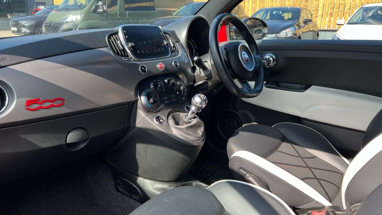 2017 FIAT 500 2017 FIAT 500