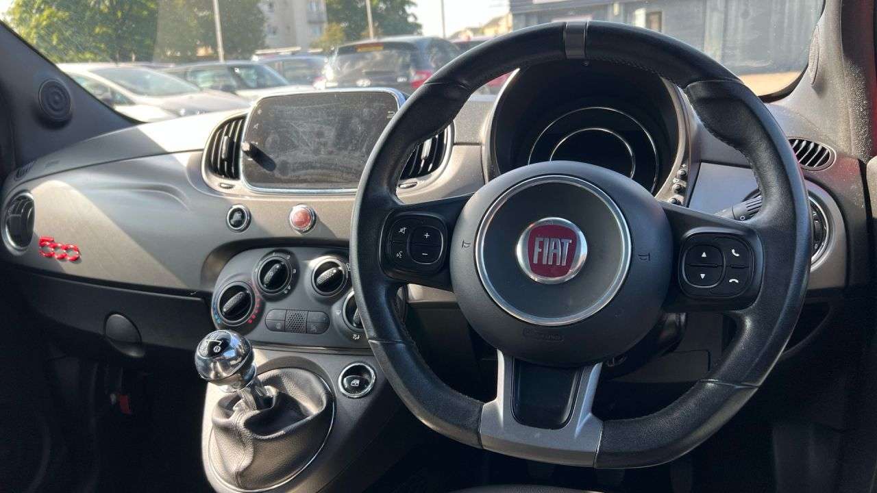 2017 FIAT 500 2017 FIAT 500
