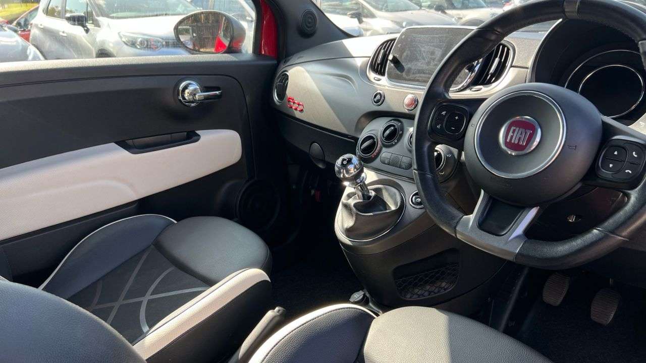 2017 FIAT 500 2017 FIAT 500