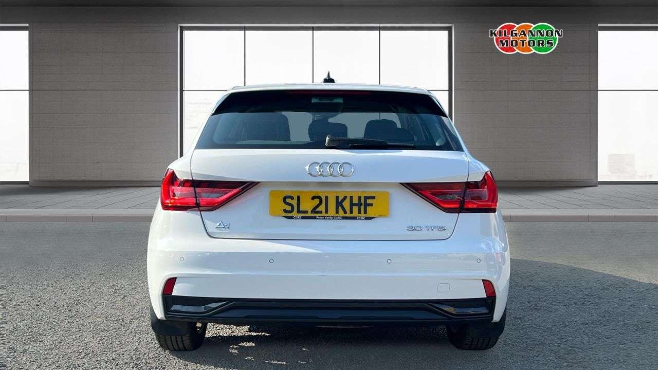 2021 AUDI A1 2021 AUDI A1