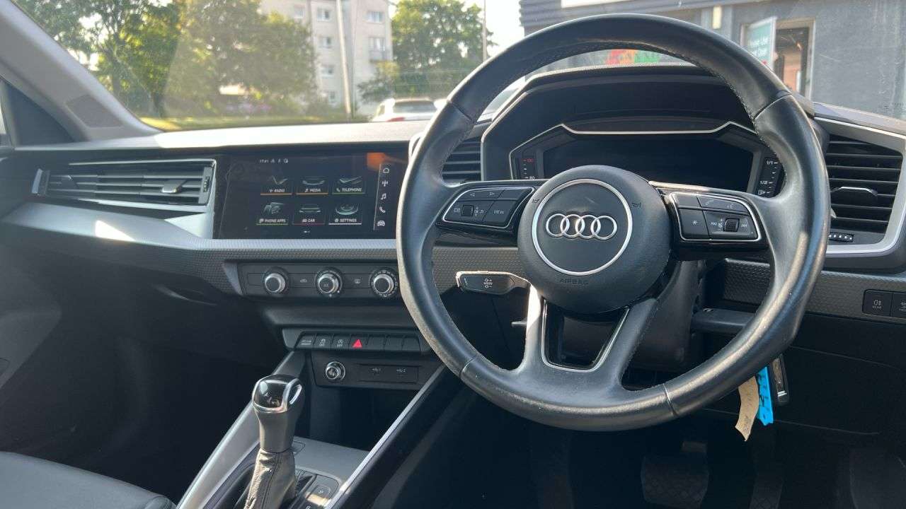 2021 AUDI A1 2021 AUDI A1