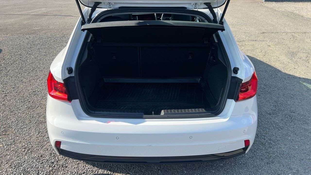 2021 AUDI A1 2021 AUDI A1