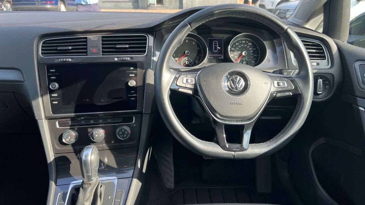 2019 VOLKSWAGEN GOLF 2019 VOLKSWAGEN GOLF