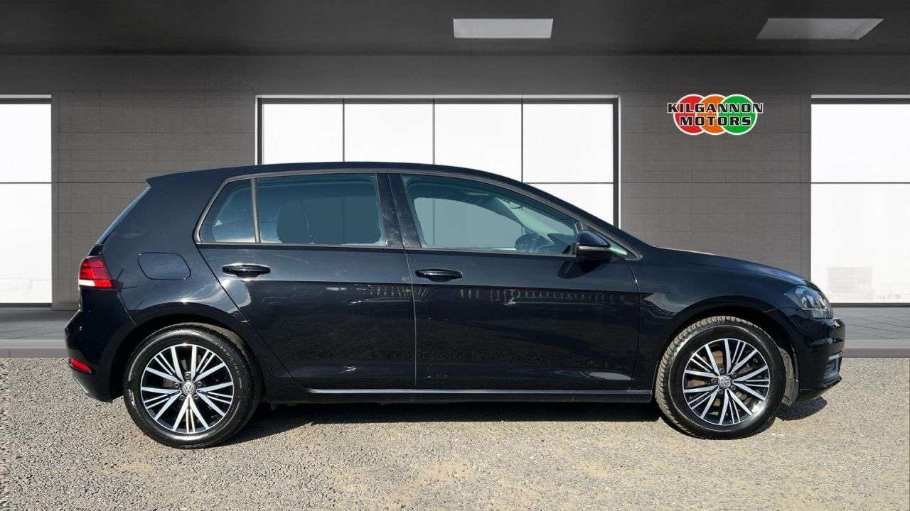 2019 VOLKSWAGEN GOLF 2019 VOLKSWAGEN GOLF