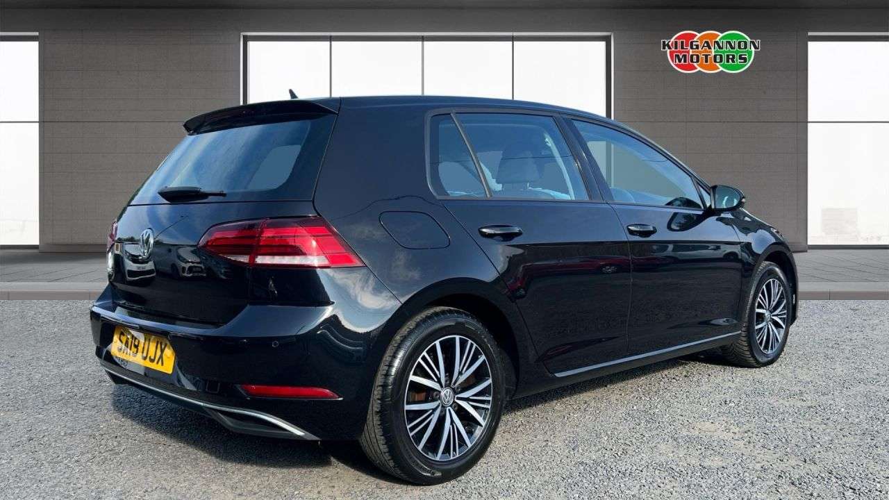 2019 VOLKSWAGEN GOLF 2019 VOLKSWAGEN GOLF