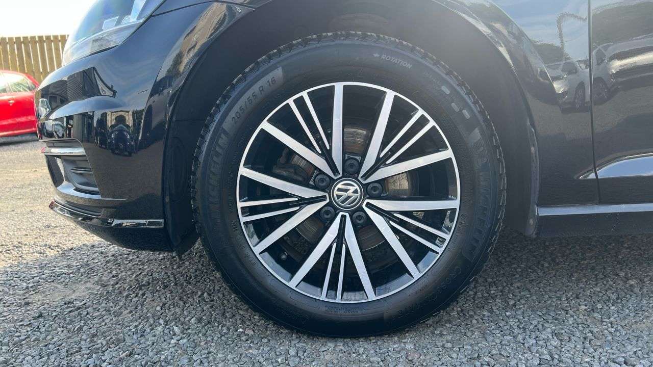 2019 VOLKSWAGEN GOLF 2019 VOLKSWAGEN GOLF
