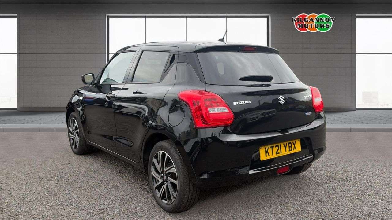 A 2021 SUZUKI SWIFT 1.2 Dualjet MHEV SZ-L Hatchback 5dr Petrol Hybrid Manual Euro 6 (s/s) (83 p A 2021 SUZUKI SWIFT 1.2 Dualjet MHEV SZ-L Hatchback 5dr Petrol Hybrid Manual Euro 6 (s/s) (83 p