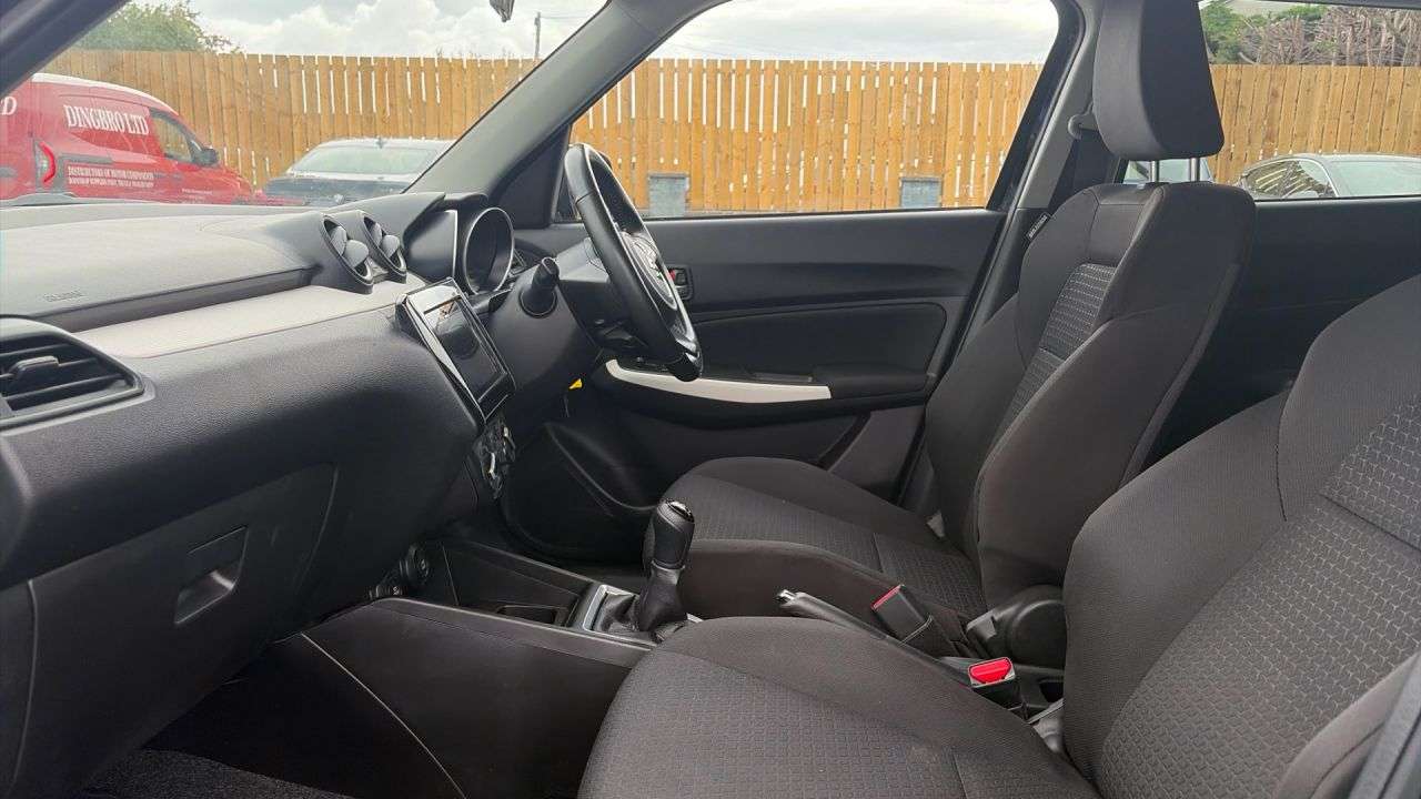 2021 SUZUKI SWIFT 2021 SUZUKI SWIFT