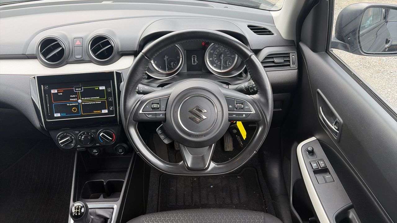 2021 SUZUKI SWIFT 2021 SUZUKI SWIFT