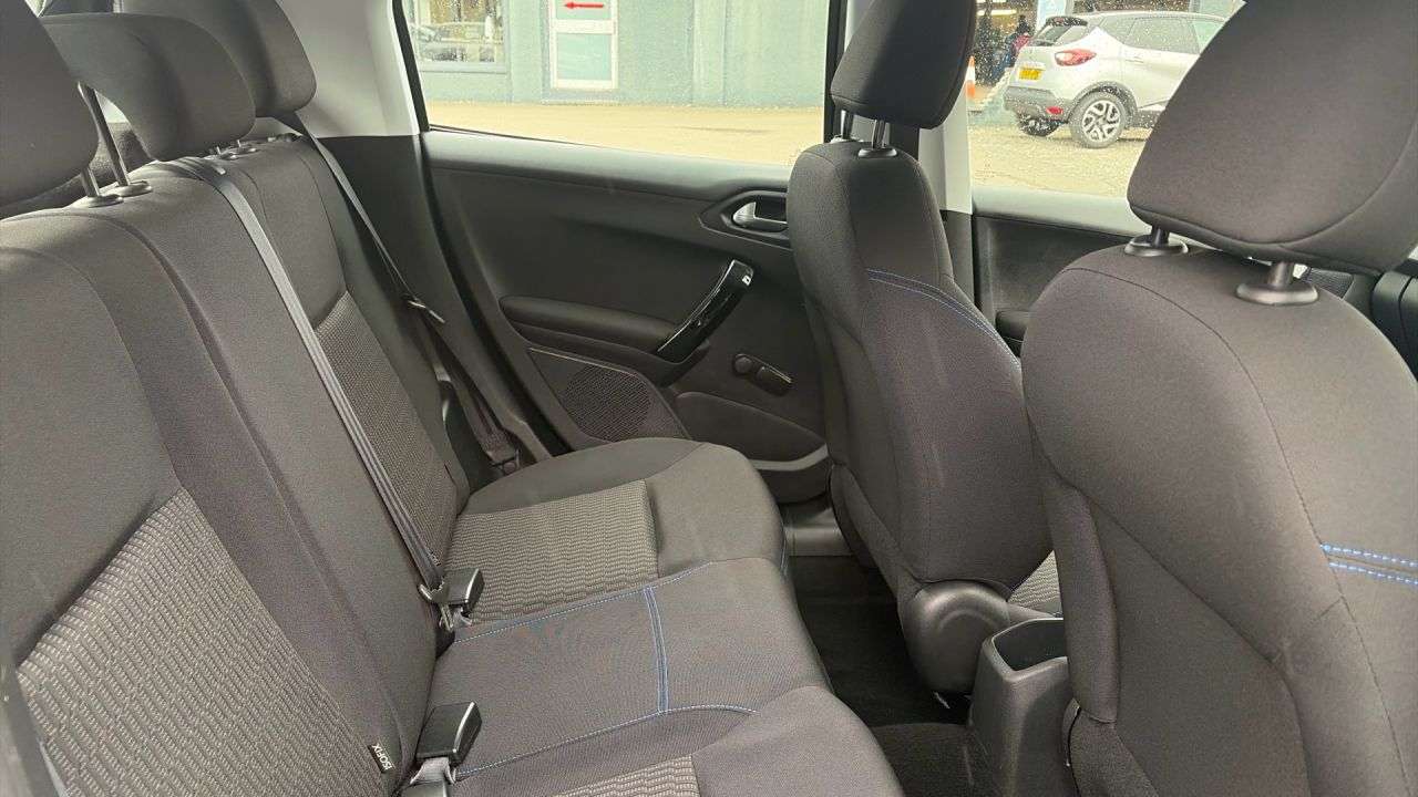 2018 PEUGEOT 208 2018 PEUGEOT 208