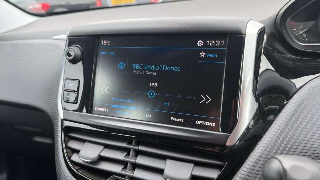2018 PEUGEOT 208 2018 PEUGEOT 208