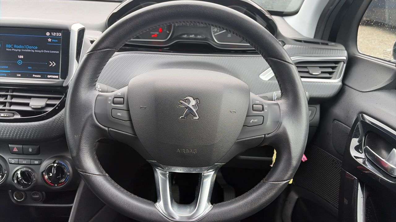 2018 PEUGEOT 208 2018 PEUGEOT 208