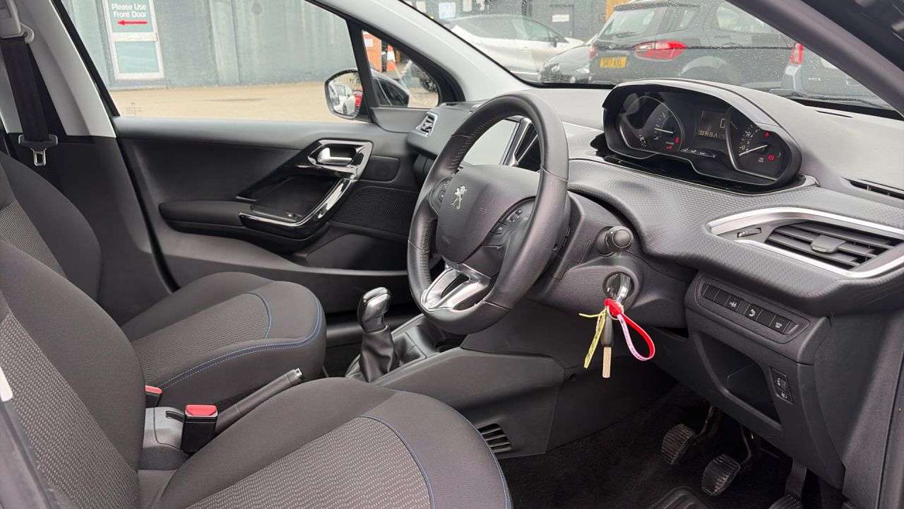 2018 PEUGEOT 208 2018 PEUGEOT 208