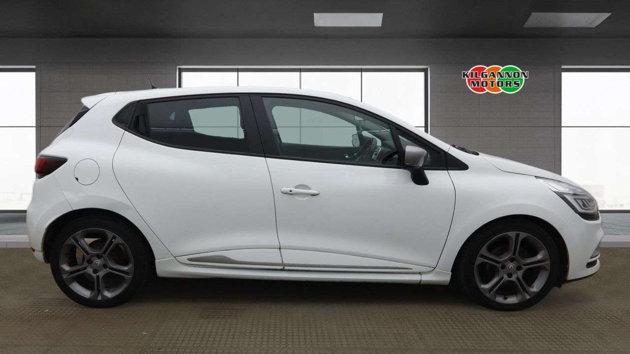 2018 RENAULT CLIO 2018 RENAULT CLIO
