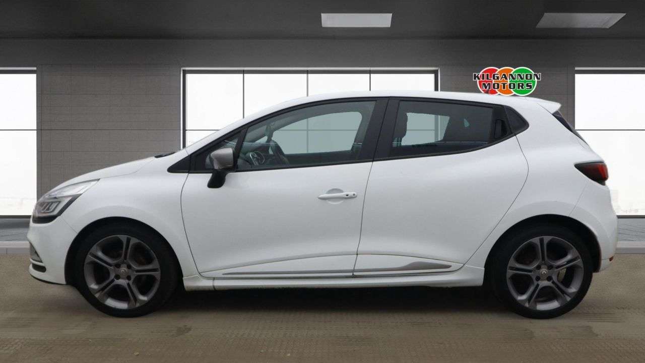 2018 RENAULT CLIO 2018 RENAULT CLIO