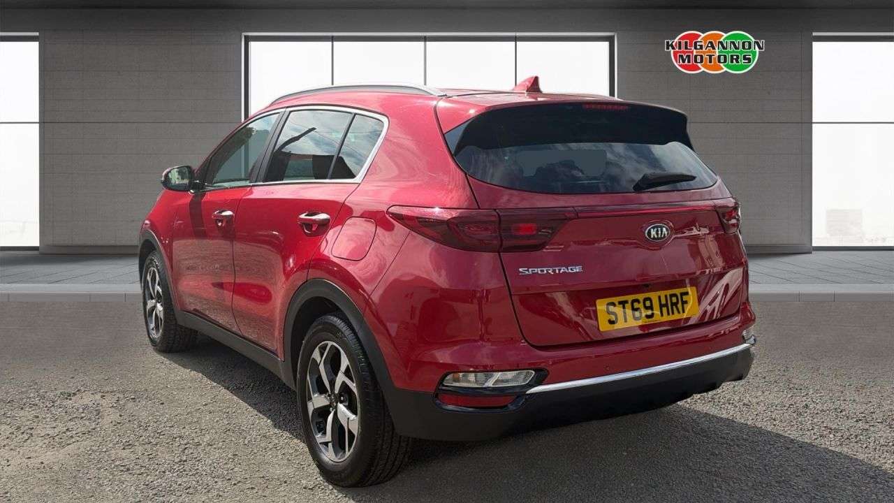A 2019 KIA SPORTAGE 1.6 CRDi EcoDynamics+ 2 SUV 5dr Diesel Hybrid Manual Euro 6 (s/s) (134 bhp) A 2019 KIA SPORTAGE 1.6 CRDi EcoDynamics+ 2 SUV 5dr Diesel Hybrid Manual Euro 6 (s/s) (134 bhp)
