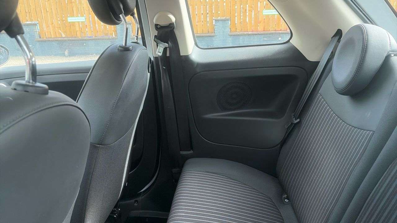 2019 FIAT 500 2019 FIAT 500