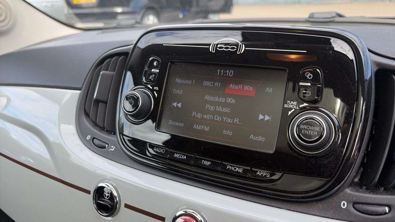 2019 FIAT 500 2019 FIAT 500