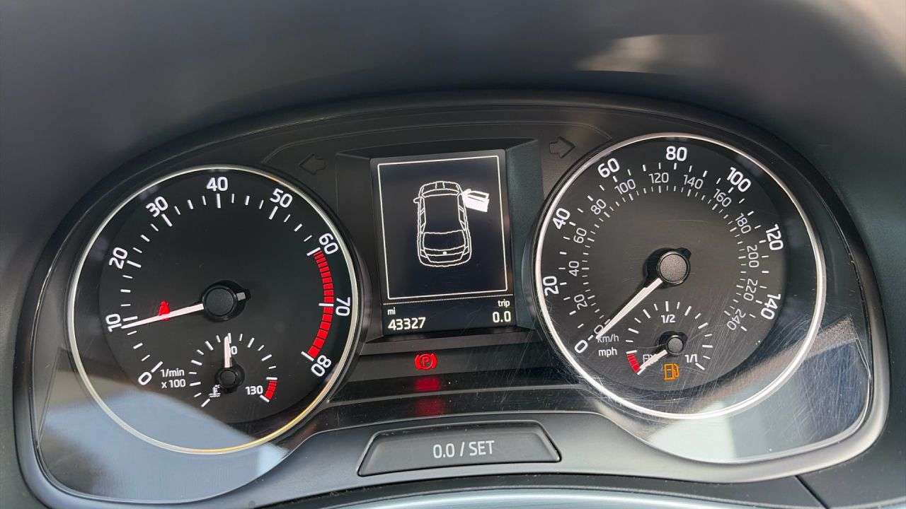 2016 SKODA FABIA 2016 SKODA FABIA