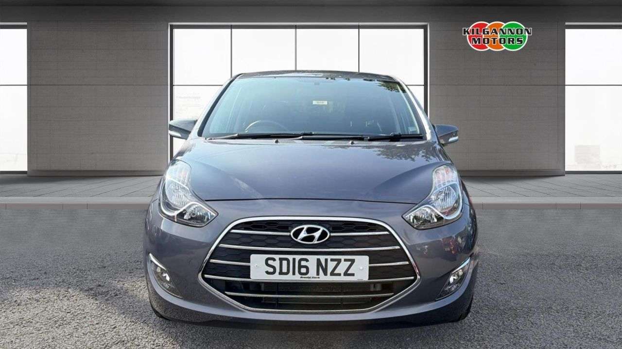 A 2016 HYUNDAI IX20 1.4 Blue Drive SE Hatchback 5dr Petrol Manual Euro 6 (s/s) (90 ps) Bluetoot A 2016 HYUNDAI IX20 1.4 Blue Drive SE Hatchback 5dr Petrol Manual Euro 6 (s/s) (90 ps) Bluetoot