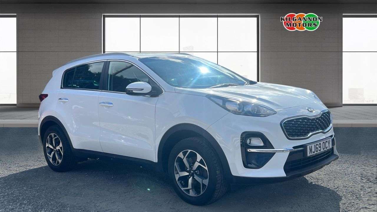 A 2019 KIA SPORTAGE 1.6 GDi 2 SUV 5dr Petrol Manual Euro 6 (s/s) (130 bhp) Reversing camera - S A 2019 KIA SPORTAGE 1.6 GDi 2 SUV 5dr Petrol Manual Euro 6 (s/s) (130 bhp) Reversing camera - S