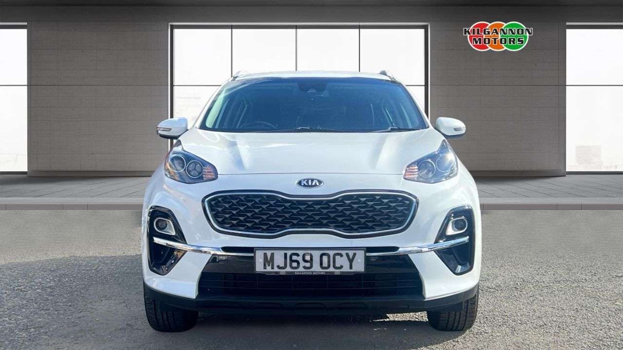 A 2019 KIA SPORTAGE 1.6 GDi 2 SUV 5dr Petrol Manual Euro 6 (s/s) (130 bhp) Reversing camera - S A 2019 KIA SPORTAGE 1.6 GDi 2 SUV 5dr Petrol Manual Euro 6 (s/s) (130 bhp) Reversing camera - S