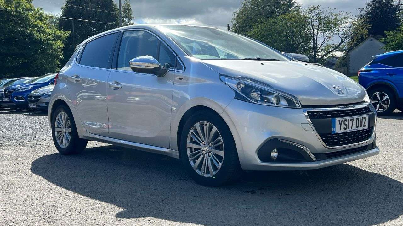 A 2017 PEUGEOT 208 1.6 BlueHDi Allure Hatchback 5dr Diesel Manual Euro 6 (s/s) (100 ps) Rear s A 2017 PEUGEOT 208 1.6 BlueHDi Allure Hatchback 5dr Diesel Manual Euro 6 (s/s) (100 ps) Rear s