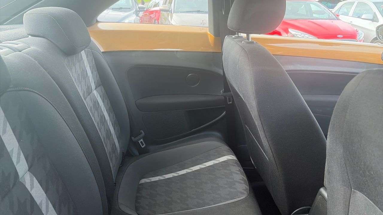 2017 VOLKSWAGEN BEETLE 2017 VOLKSWAGEN BEETLE