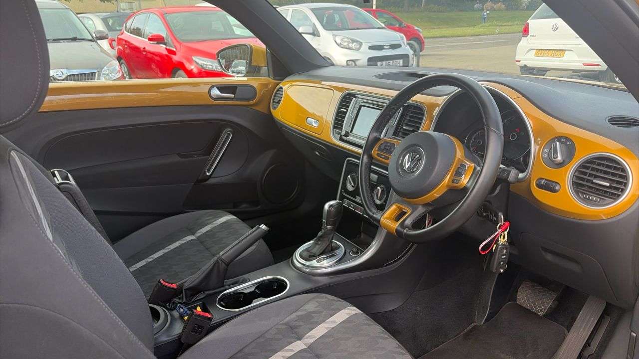 2017 VOLKSWAGEN BEETLE 2017 VOLKSWAGEN BEETLE