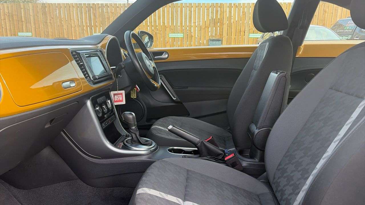 2017 VOLKSWAGEN BEETLE 2017 VOLKSWAGEN BEETLE