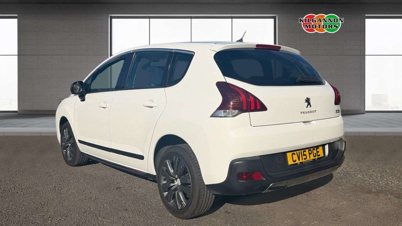 A 2015 PEUGEOT 3008 1.6 HDi Active SUV 5dr Diesel Manual Euro 5 (115 ps) Air conditioning - Rea A 2015 PEUGEOT 3008 1.6 HDi Active SUV 5dr Diesel Manual Euro 5 (115 ps) Air conditioning - Rea