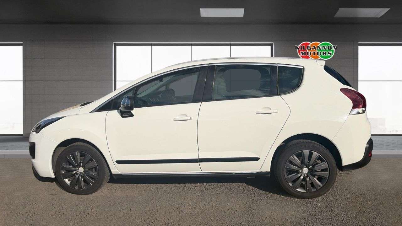 A 2015 PEUGEOT 3008 1.6 HDi Active SUV 5dr Diesel Manual Euro 5 (115 ps) Air conditioning - Rea A 2015 PEUGEOT 3008 1.6 HDi Active SUV 5dr Diesel Manual Euro 5 (115 ps) Air conditioning - Rea
