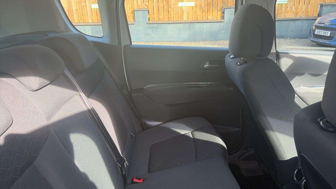 2015 PEUGEOT 3008 2015 PEUGEOT 3008