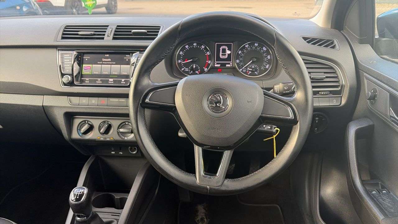2015 SKODA FABIA 2015 SKODA FABIA