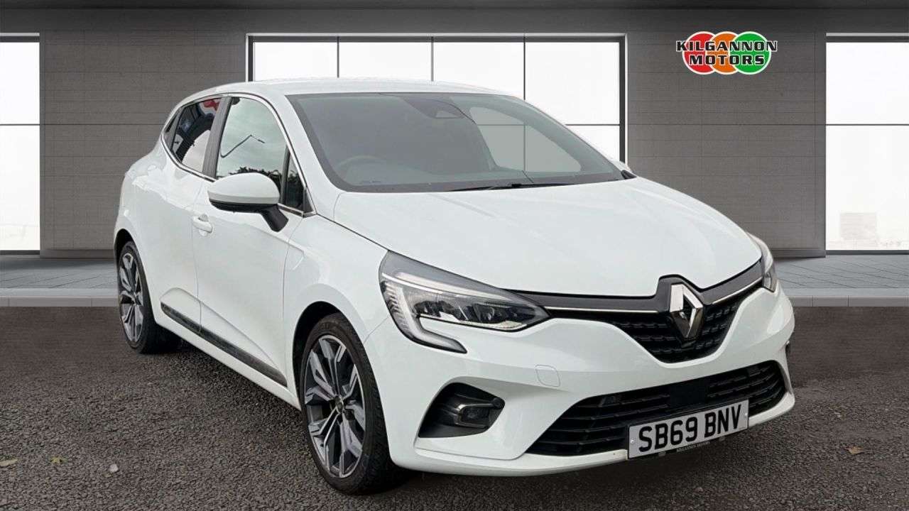 A 2019 RENAULT CLIO 1.0 TCe S Edition Hatchback 5dr Petrol Manual Euro 6 (s/s) (100 ps) Sat-Nav A 2019 RENAULT CLIO 1.0 TCe S Edition Hatchback 5dr Petrol Manual Euro 6 (s/s) (100 ps) Sat-Nav