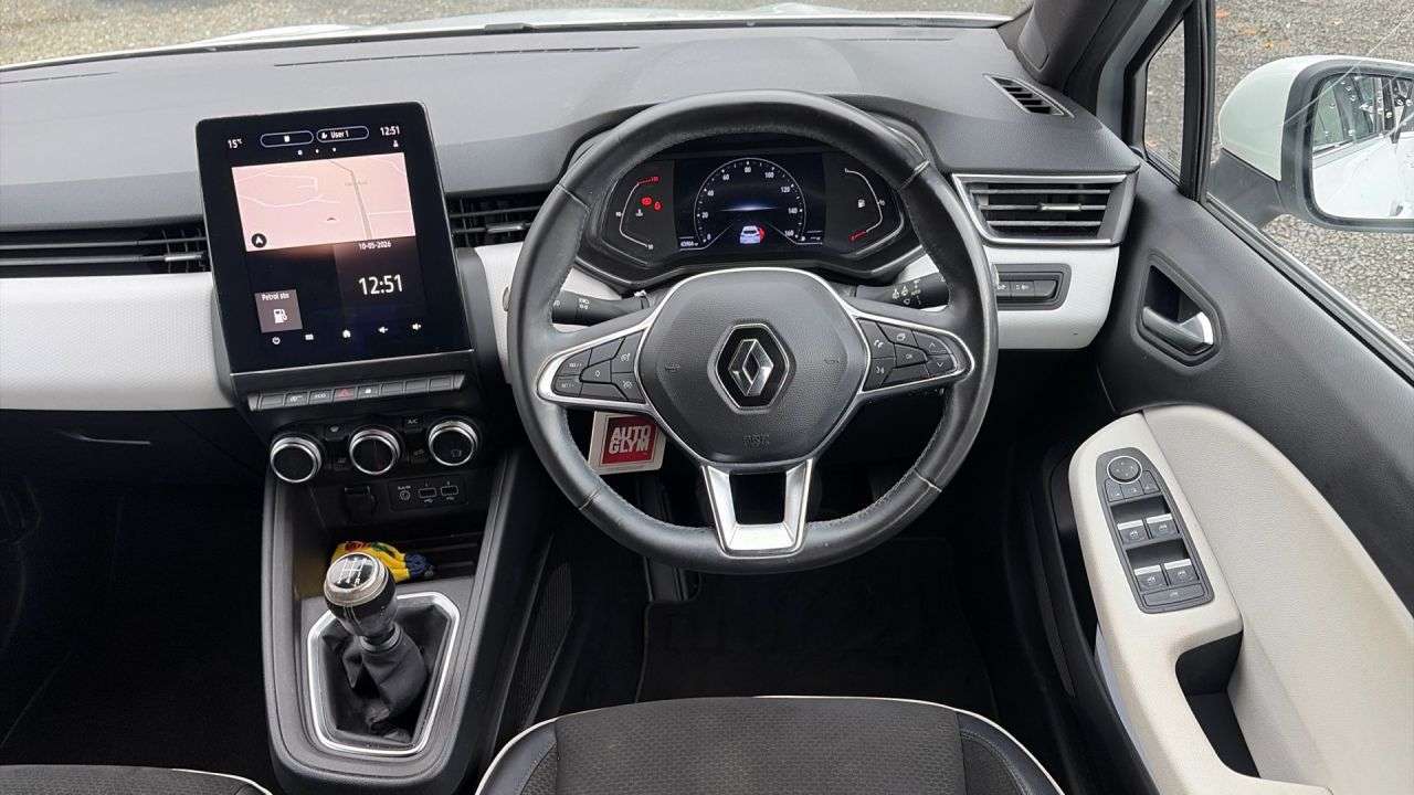 2019 RENAULT CLIO 2019 RENAULT CLIO