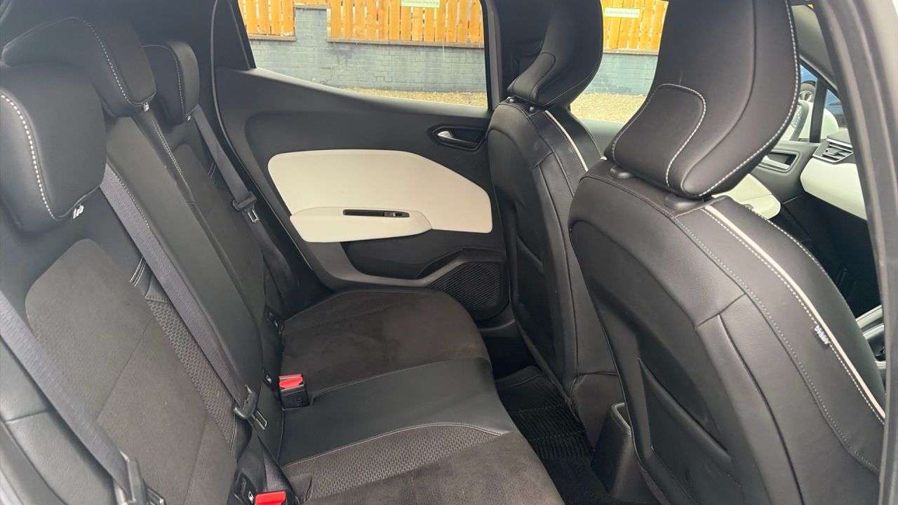 2019 RENAULT CLIO 2019 RENAULT CLIO