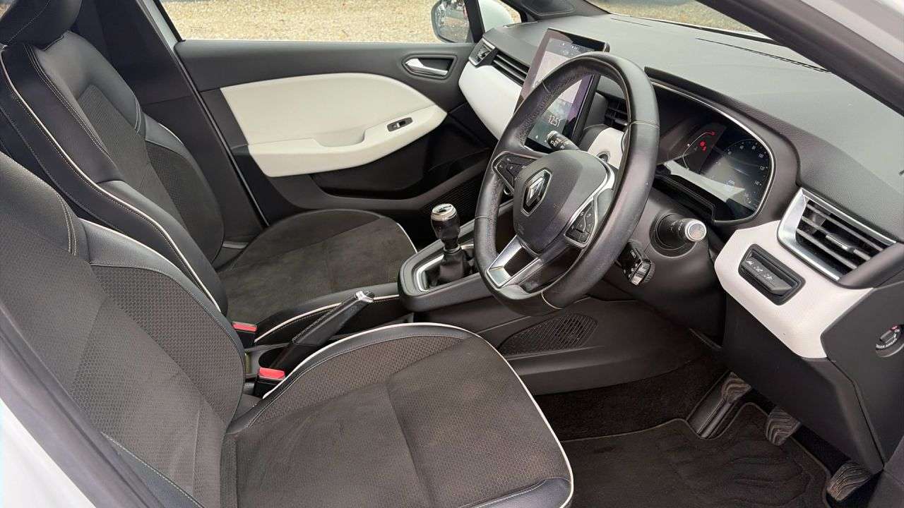 2019 RENAULT CLIO 2019 RENAULT CLIO