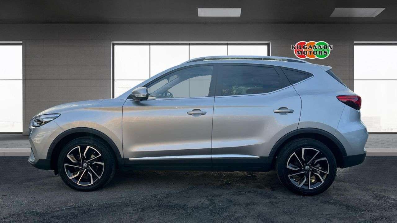 A 2023 MG MG ZS 1.5 VTi-TECH Exclusive SUV 5dr Petrol Manual Euro 6 (s/s) (106 ps) Reversin A 2023 MG MG ZS 1.5 VTi-TECH Exclusive SUV 5dr Petrol Manual Euro 6 (s/s) (106 ps) Reversin