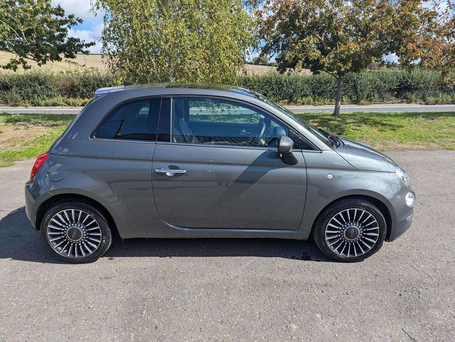 2017 FIAT 500 2017 FIAT 500