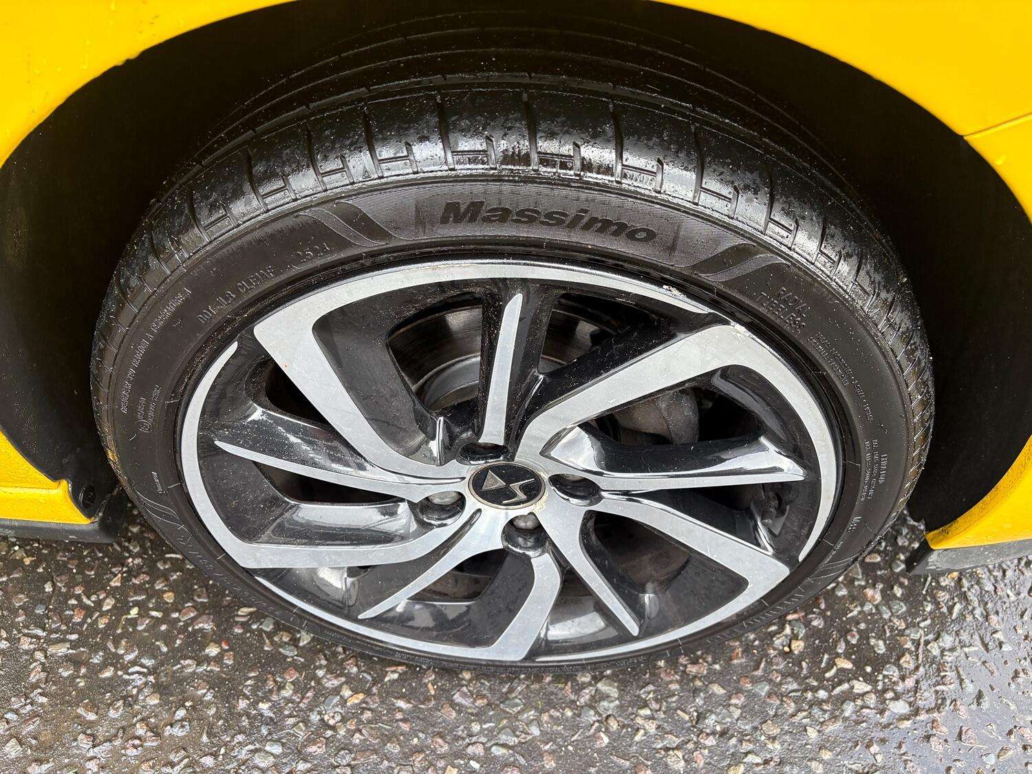 2018 DS AUTOMOBILES DS 3 2018 DS AUTOMOBILES DS 3