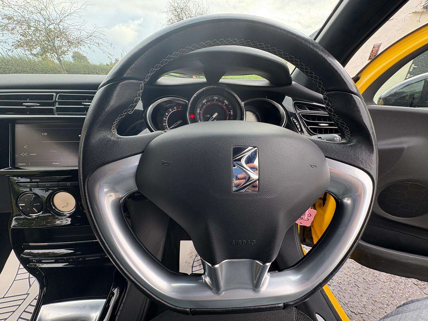 2018 DS AUTOMOBILES DS 3 2018 DS AUTOMOBILES DS 3