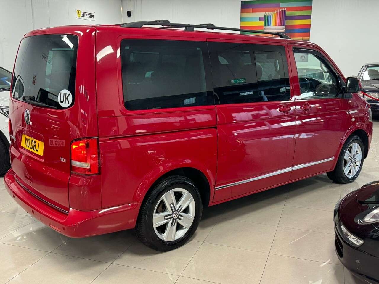 A 2010 VOLKSWAGEN CARAVELLE 2.0 BiTDI Executive MPV 5dr Diesel DSG Euro 5 (180 ps) STUNNING CARAVELLE + A 2010 VOLKSWAGEN CARAVELLE 2.0 BiTDI Executive MPV 5dr Diesel DSG Euro 5 (180 ps) STUNNING CARAVELLE +