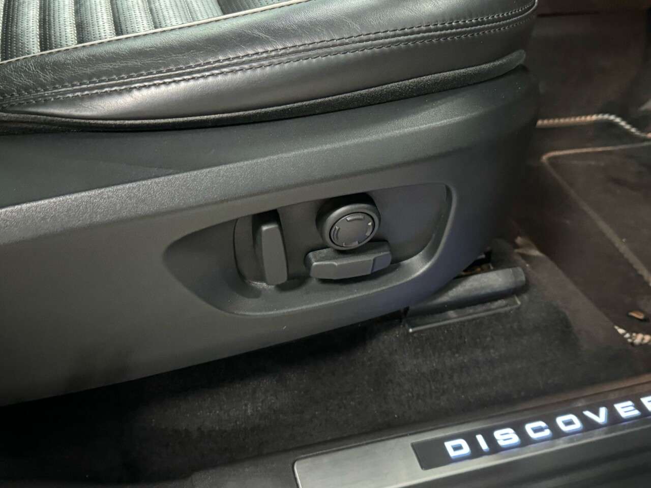 2017 LAND ROVER DISCOVERY SPORT 2017 LAND ROVER DISCOVERY SPORT