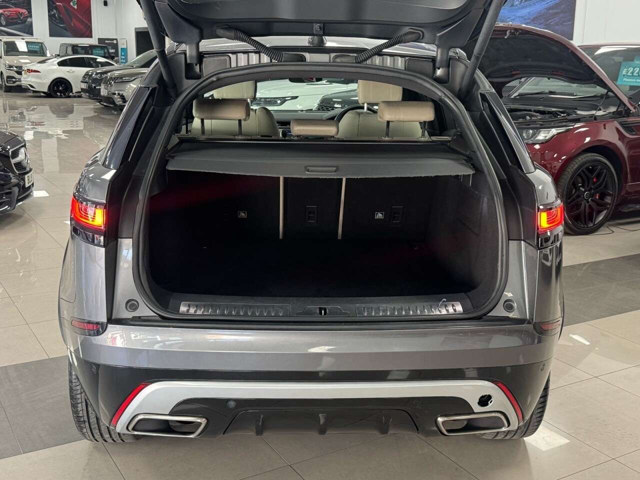 2018 LAND ROVER RANGE ROVER VELAR 2018 LAND ROVER RANGE ROVER VELAR