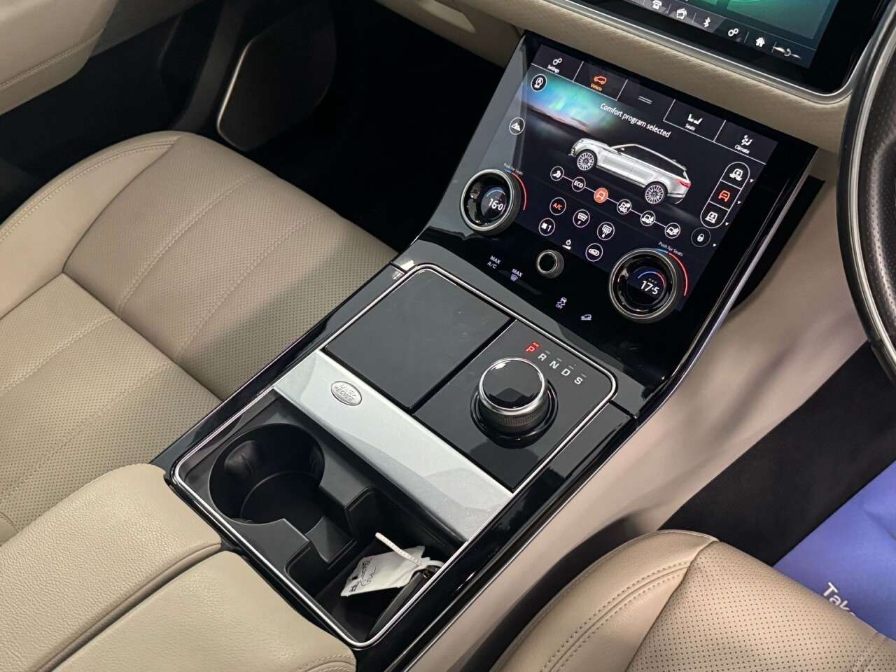 2018 LAND ROVER RANGE ROVER VELAR 2018 LAND ROVER RANGE ROVER VELAR