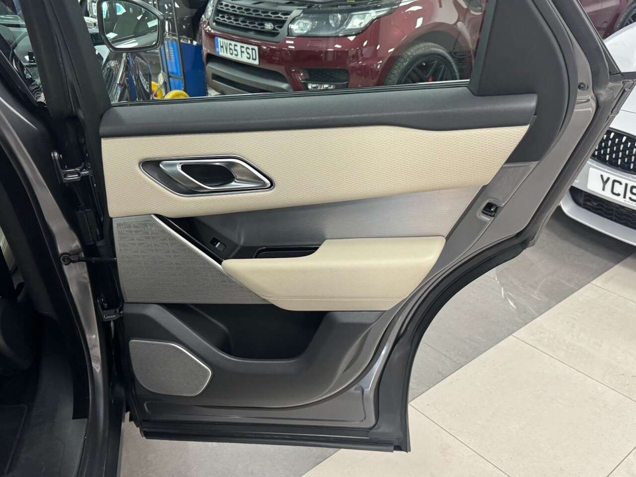 2018 LAND ROVER RANGE ROVER VELAR 2018 LAND ROVER RANGE ROVER VELAR