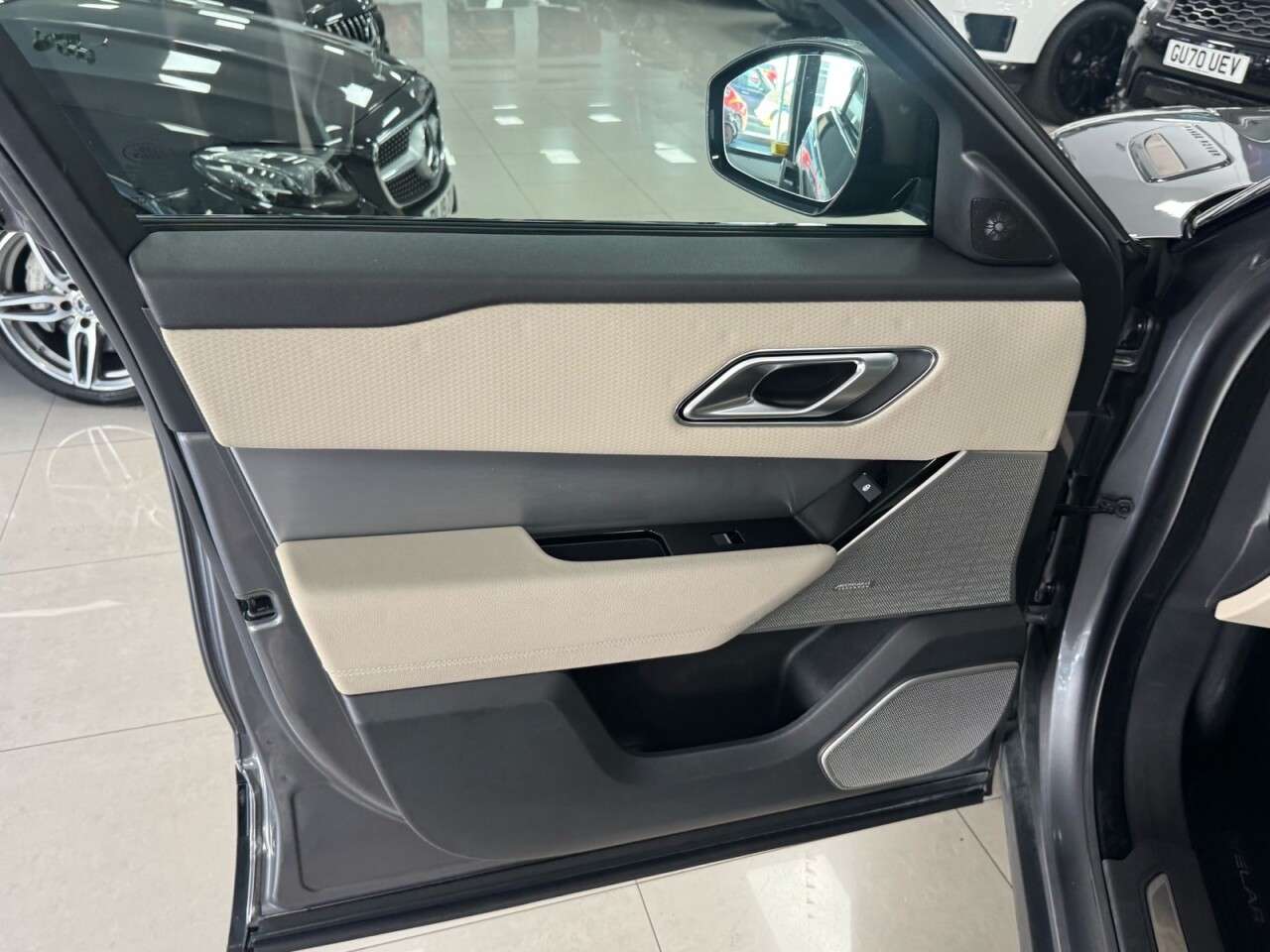 2018 LAND ROVER RANGE ROVER VELAR 2018 LAND ROVER RANGE ROVER VELAR