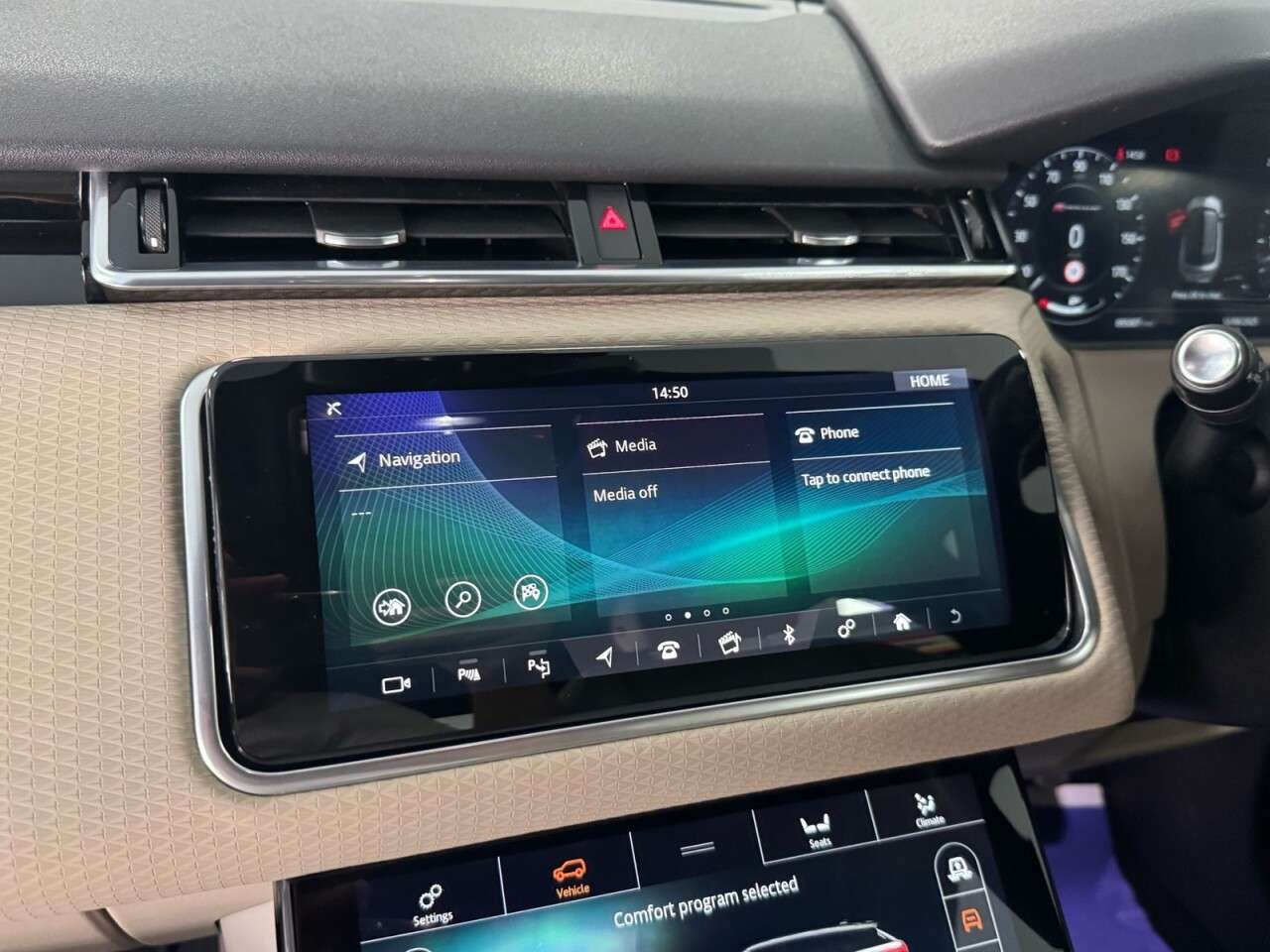 2018 LAND ROVER RANGE ROVER VELAR 2018 LAND ROVER RANGE ROVER VELAR